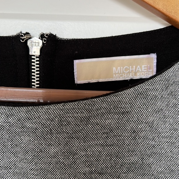 Michael Kors dress, size S (but fits up to M) - Picture 2 of 2